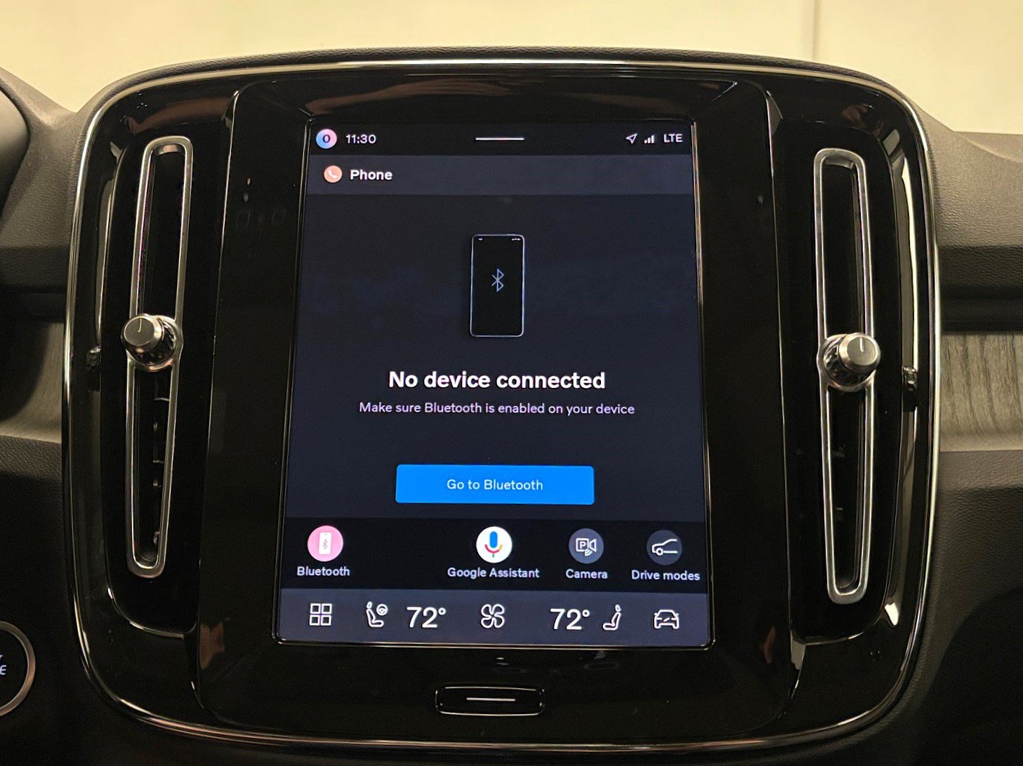 New 2026 Volvo XC40 B5 Plus AWD/4WD image 22