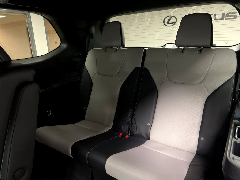 New 2026 Lexus TX 500h AWD w/ Technology Package image 42