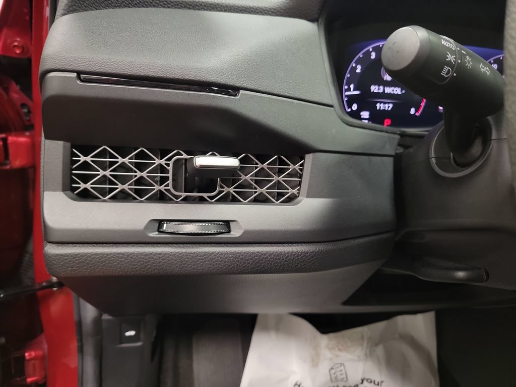 Used 2025 Honda Accord SE image 28