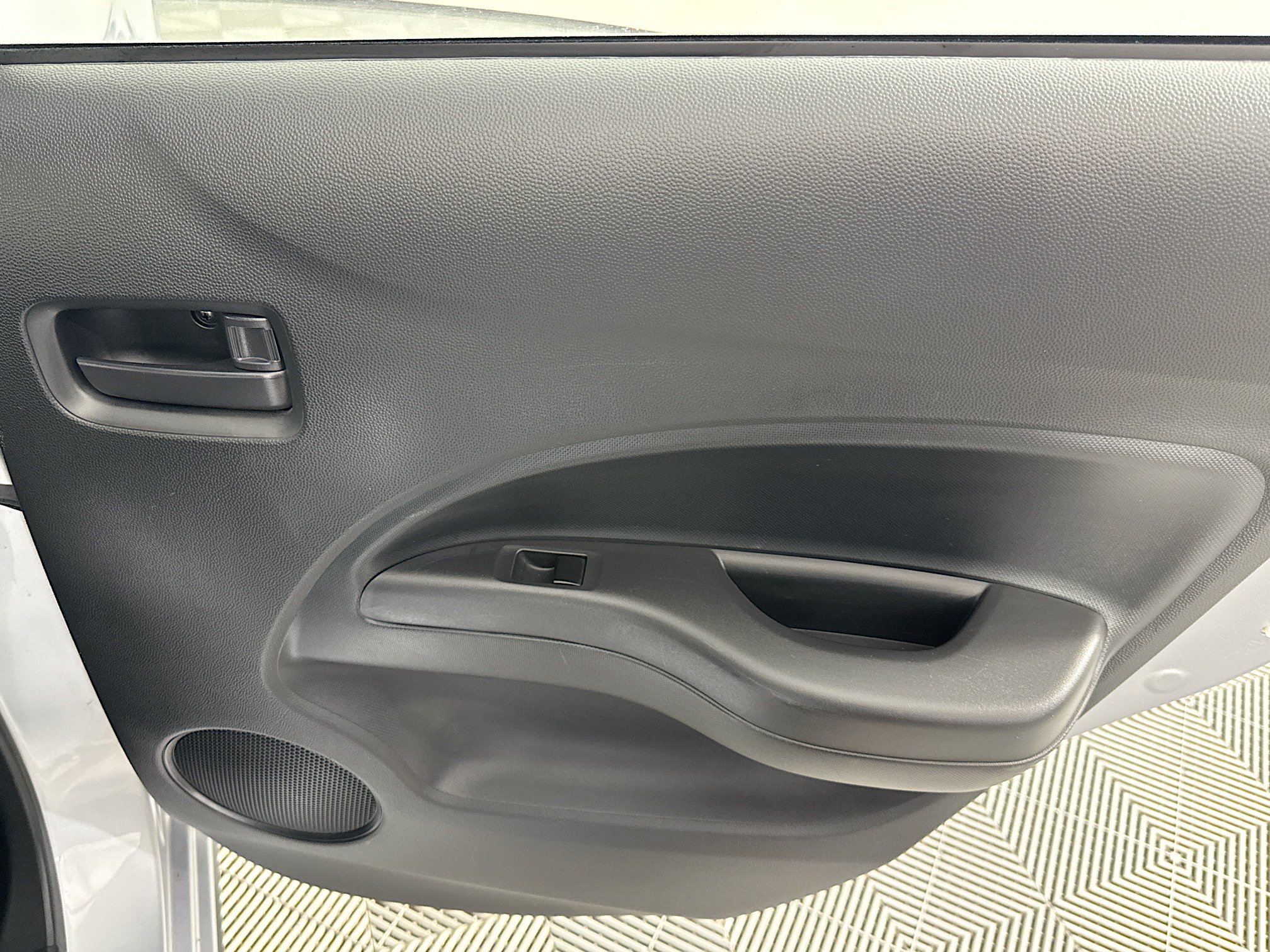 Used 2024 Mitsubishi Mirage ES FWD image 25