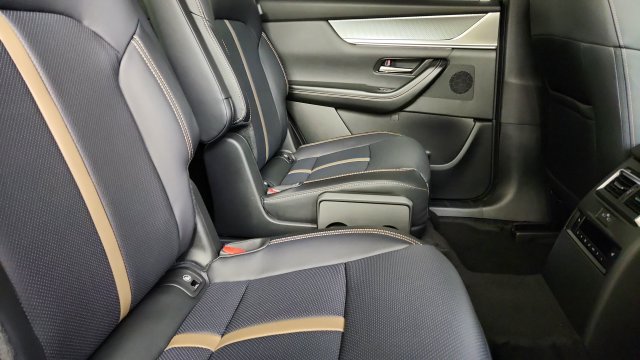 New 2026 MAZDA CX-90 Plug-In Hybrid w/ Premium Plus AWD/4WD image 35