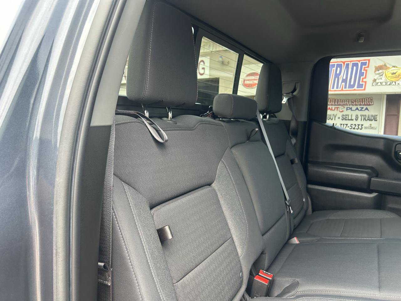 Used 2022 Chevrolet Silverado 1500 LT AWD/4WD image 42