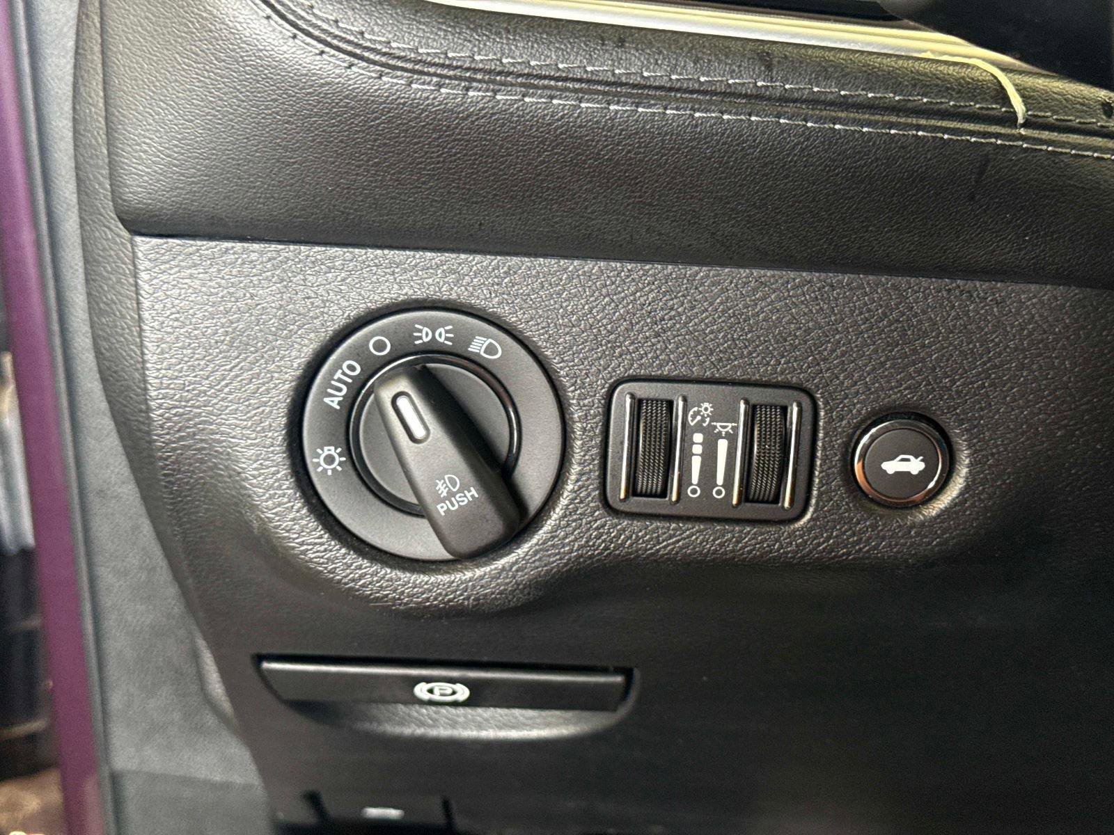 Used 2022 Dodge Challenger R/T Scat Pack w/ T/A Package image 26