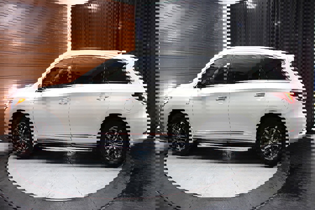 Used 2018 INFINITI QX60 FWD w/ Premium Plus Package image 6