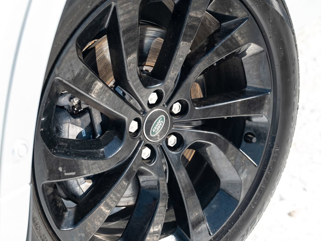Certified 2024 Land Rover Discovery Sport S AWD/4WD image 9