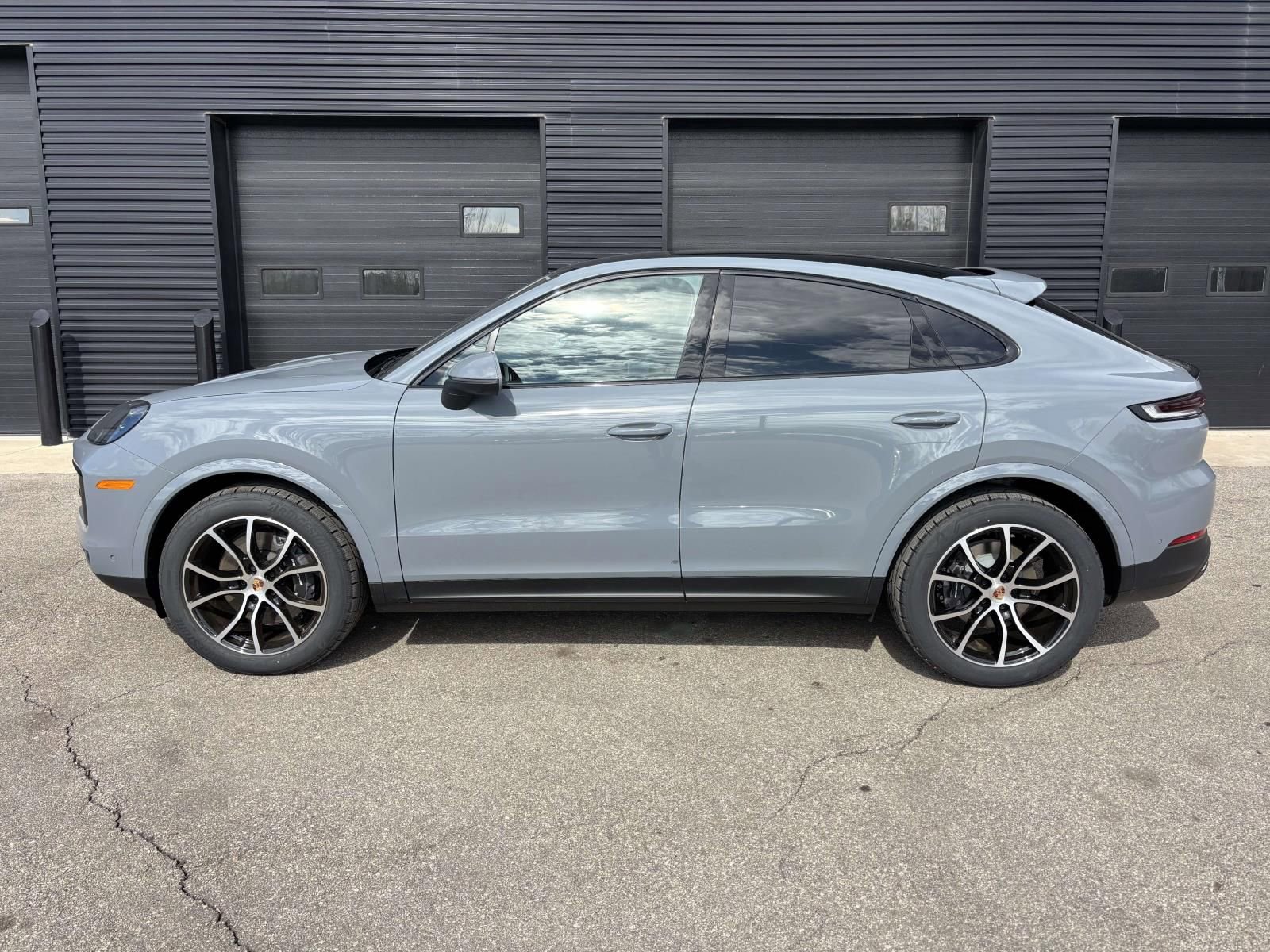 New 2026 Porsche Cayenne Coupe image 7
