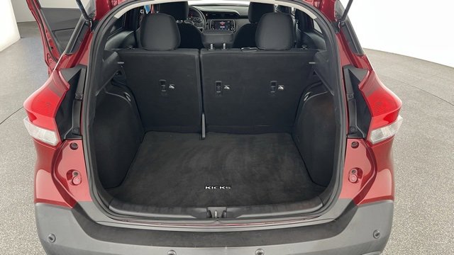 Used 2020 Nissan Kicks SV image 45