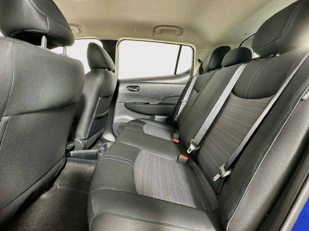 Used 2025 Nissan Leaf SV Plus FWD image 12