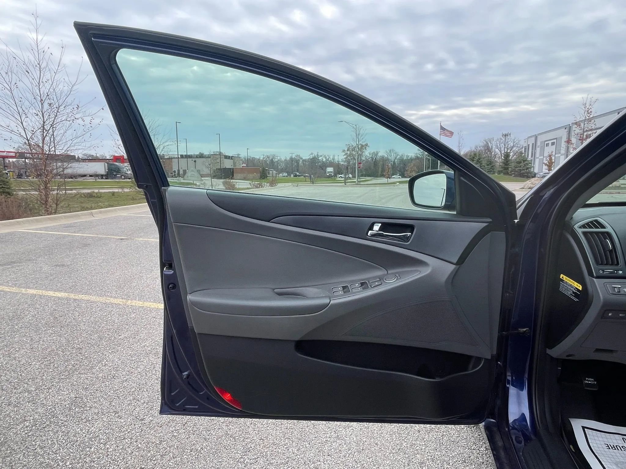 Used 2012 Hyundai Sonata GLS w/ Popular Equipment Pkg image 11