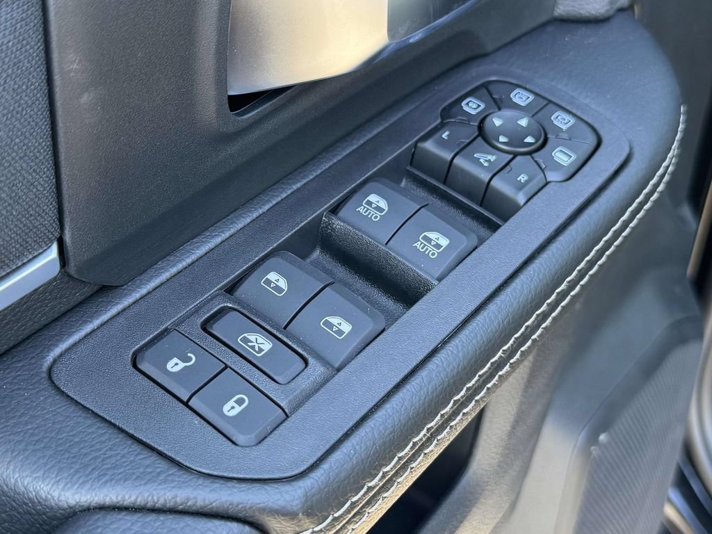 New 2026 RAM 2500 Big Horn AWD/4WD image 26