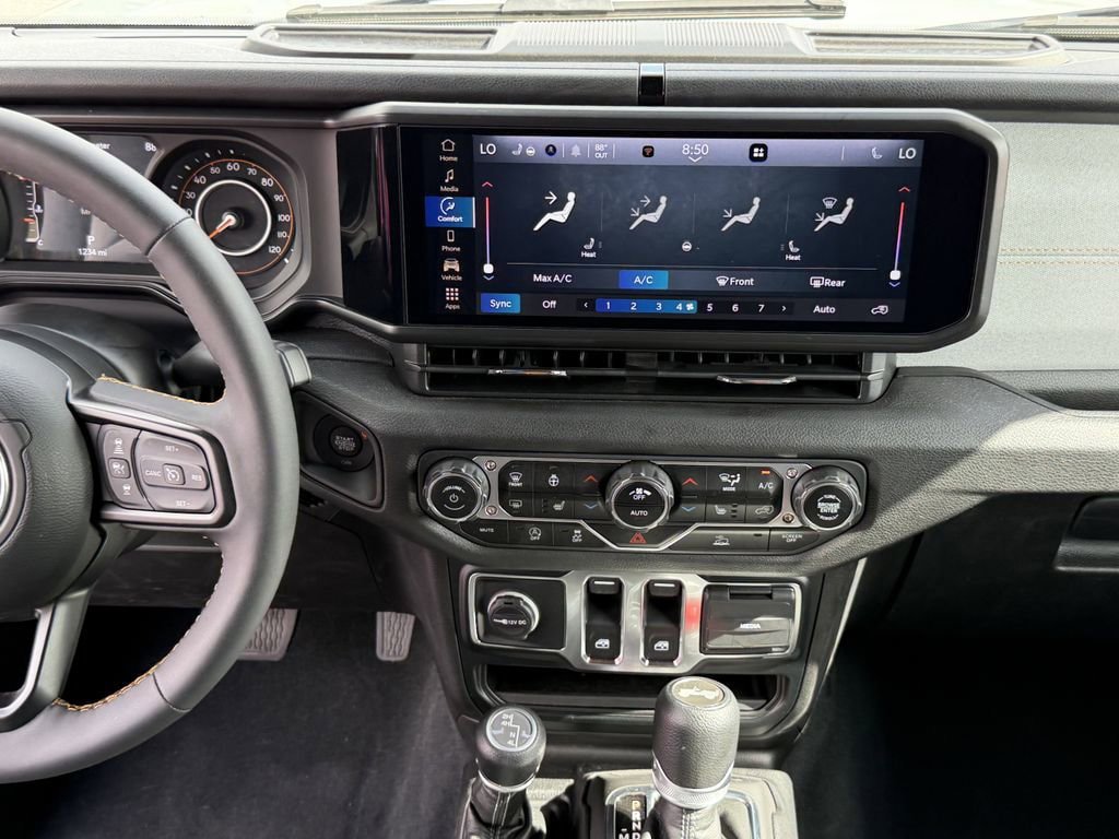 Used 2024 Jeep Wrangler Sport AWD/4WD image 12