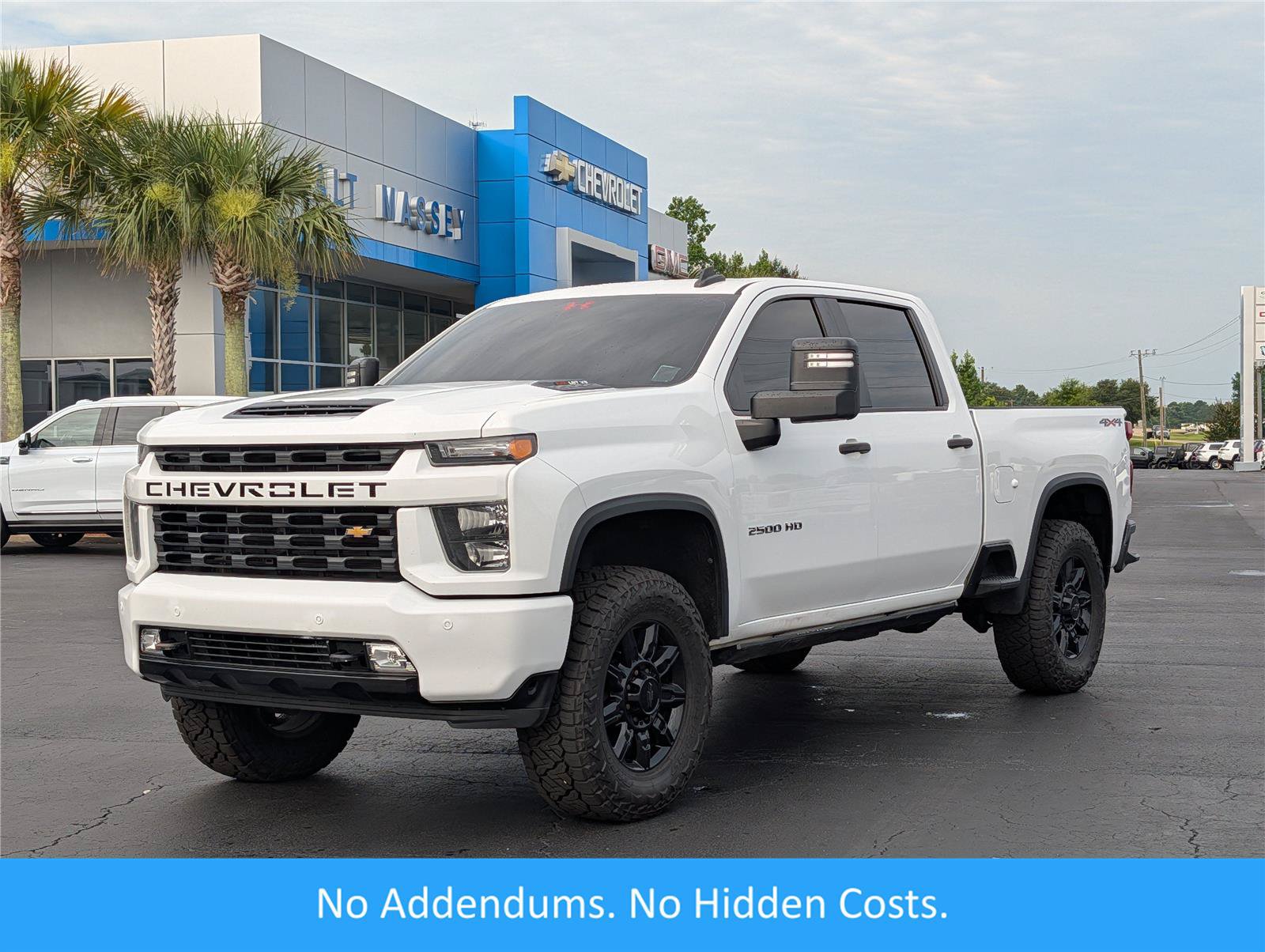 Used 2020 Chevrolet Silverado 2500 Custom w/ Custom Value Package AWD/4WD image 1