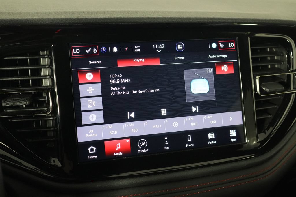 Used 2025 Dodge Durango GT AWD/4WD image 30