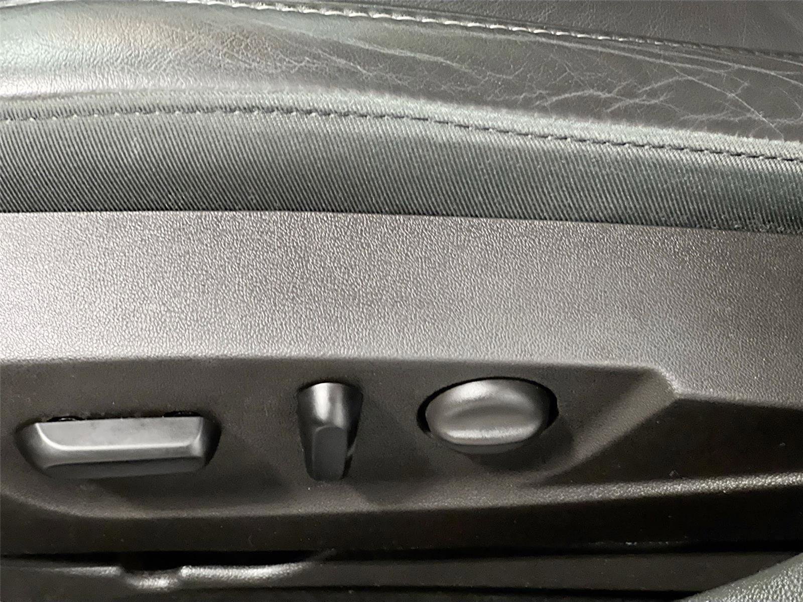 Used 2015 Buick Regal Premium w/ Experience Buick Package image 19