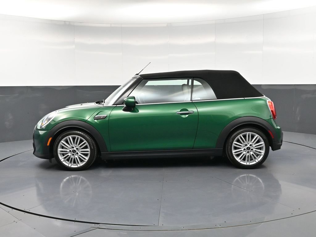 Used 2024 MINI Cooper S w/ Signature Upholstery Package image 2