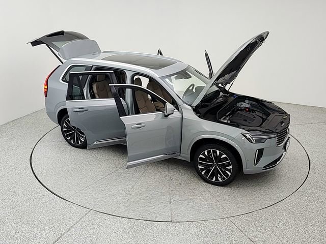 New 2026 Volvo XC90 B5 Plus w/ Protection Package AWD/4WD image 38