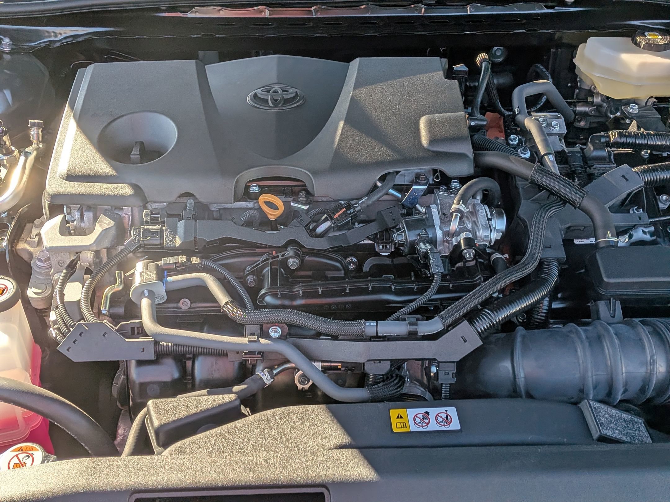 Used 2025 Toyota Camry SE image 35