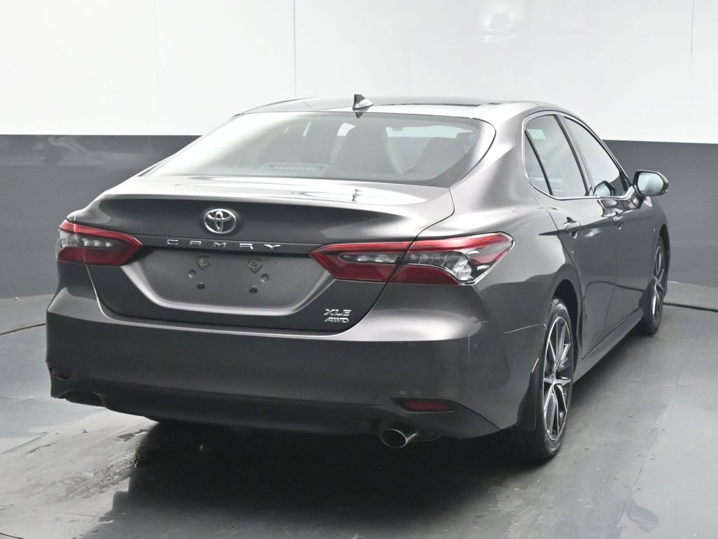 Used 2023 Toyota Camry XLE w/ Cold Weather Package image 7