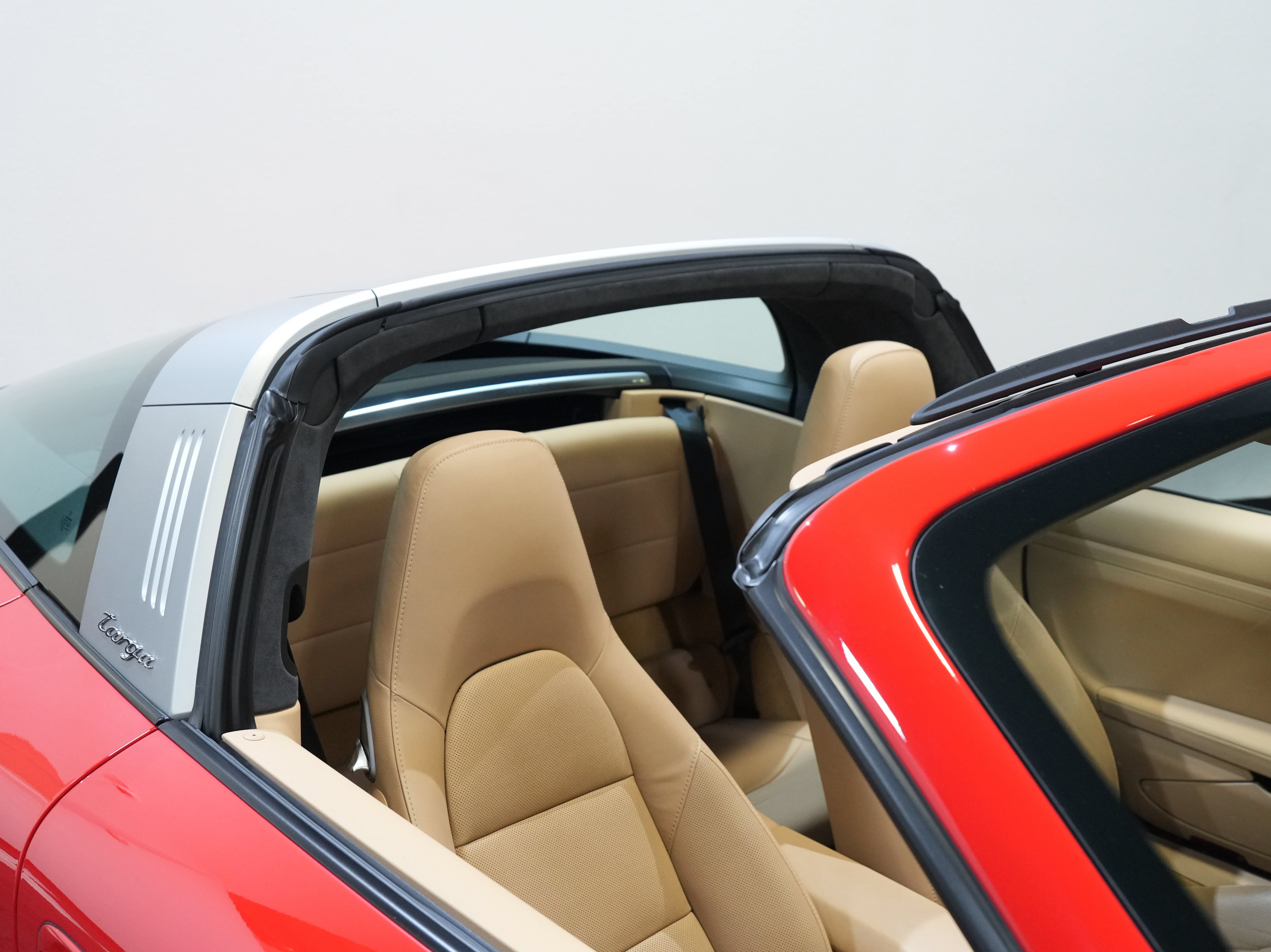Used 2014 Porsche 911 Targa 4S AWD/4WD image 13