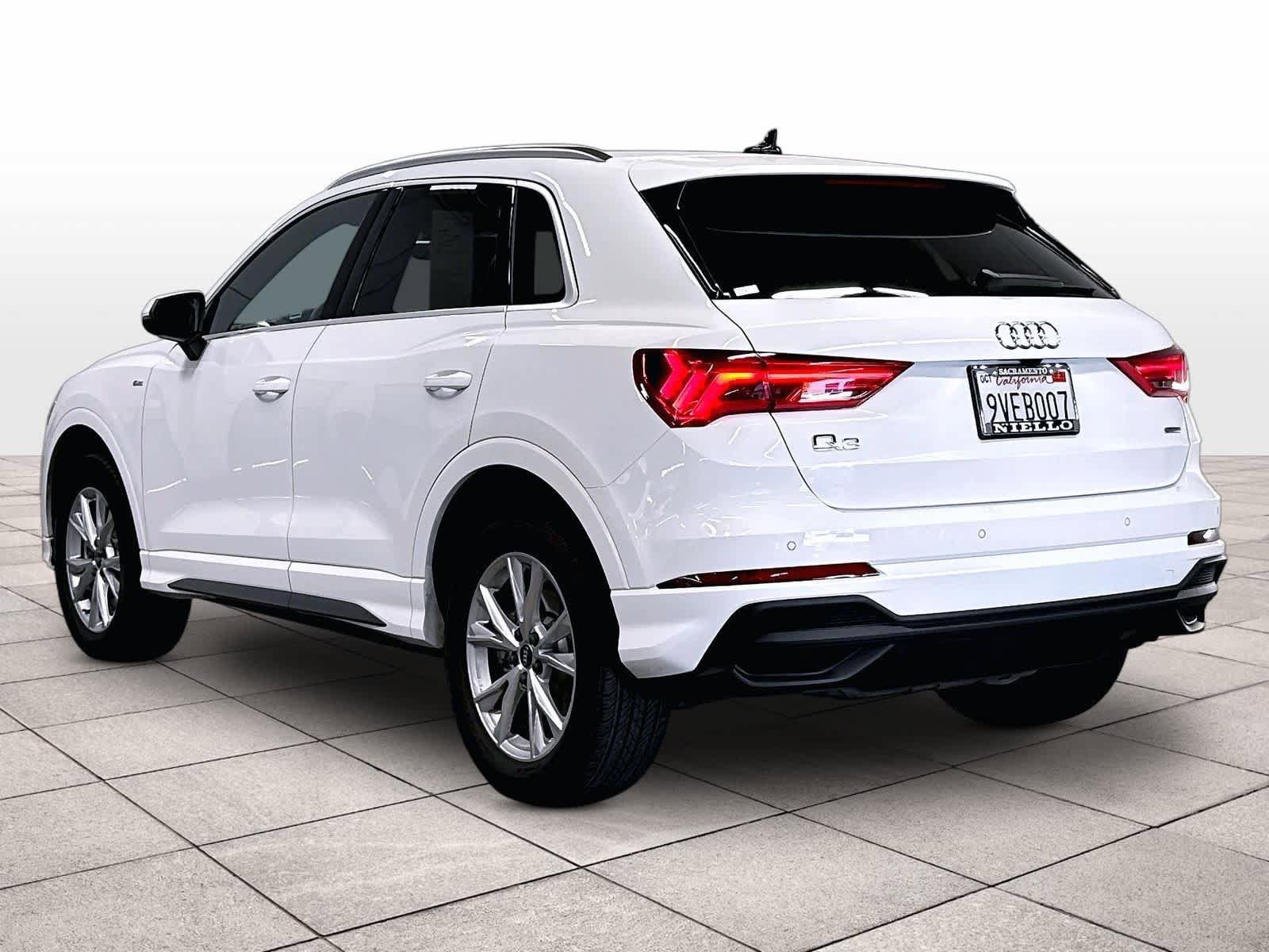 Certified 2025 Audi Q3 2.0T Premium w/ Convenience Package AWD/4WD image 13