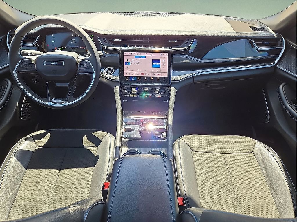 Used 2024 Jeep Grand Cherokee Trailhawk image 19