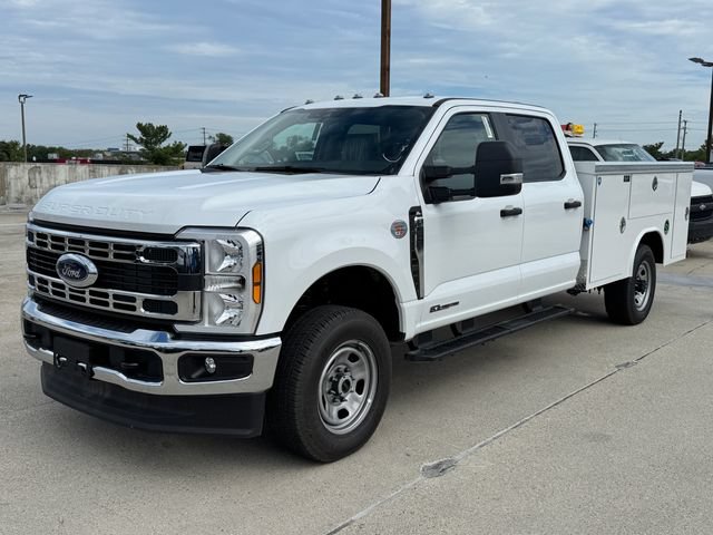 New 2026 Ford F350 XL w/ XL Chrome Package AWD/4WD image 9