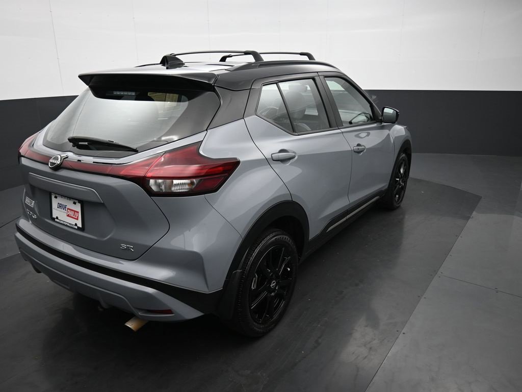 Used 2024 Nissan Kicks SR w/ SR Premium Package image 7
