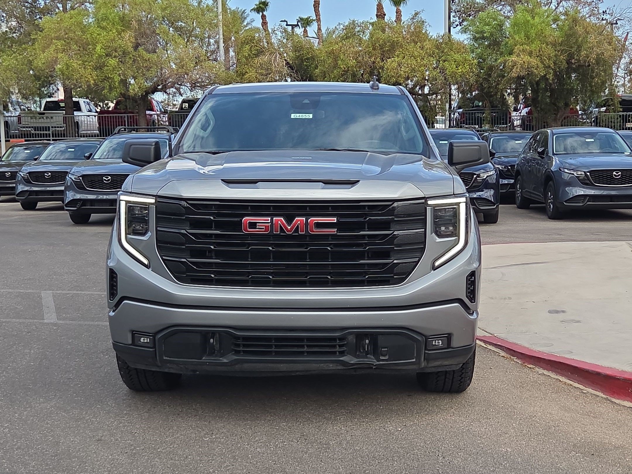 Certified 2025 GMC Sierra 1500 Elevation w/ Preferred Package AWD/4WD image 8