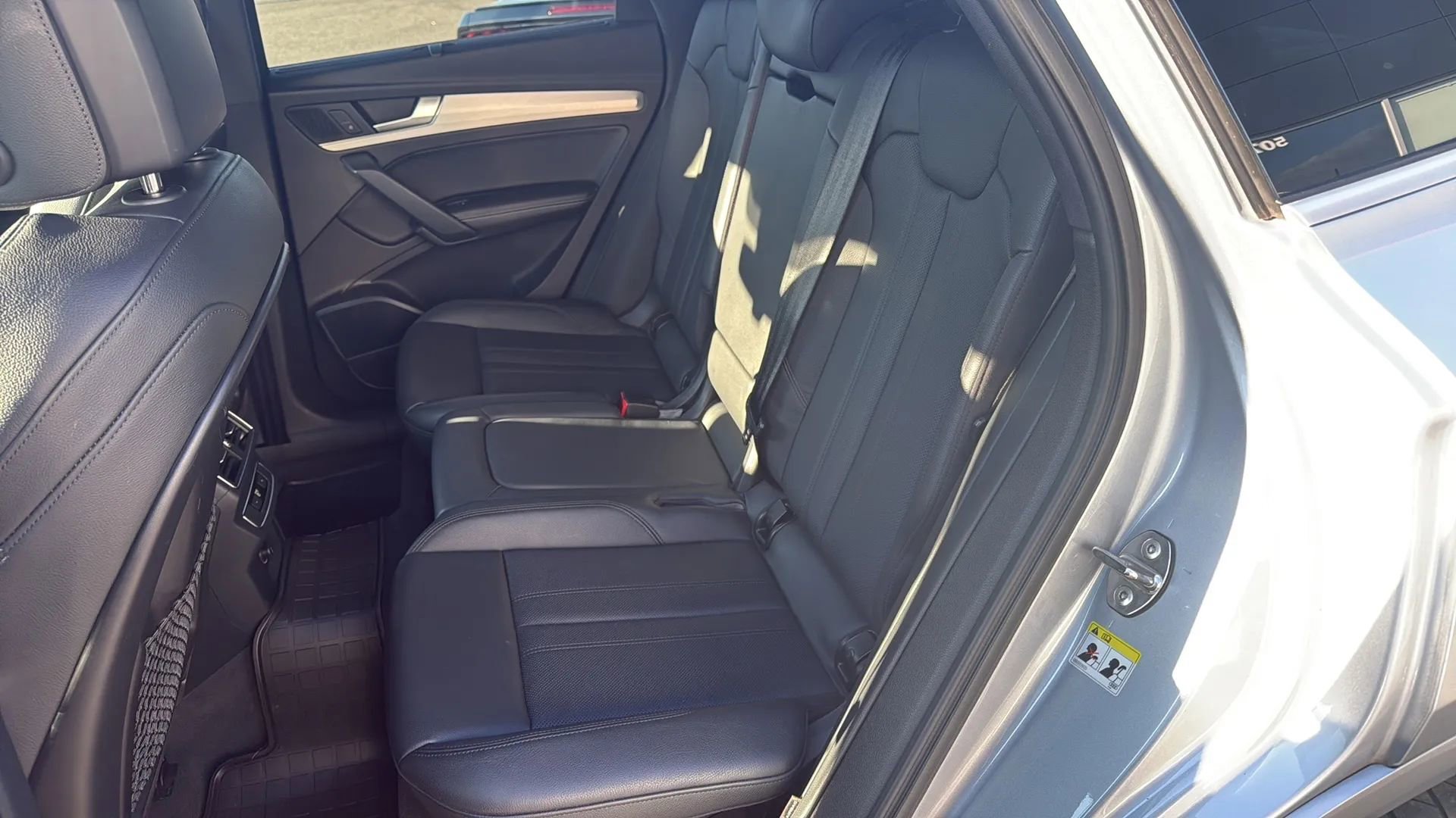 Used 2018 Audi SQ5 Prestige w/ Prestige Package AWD/4WD image 15