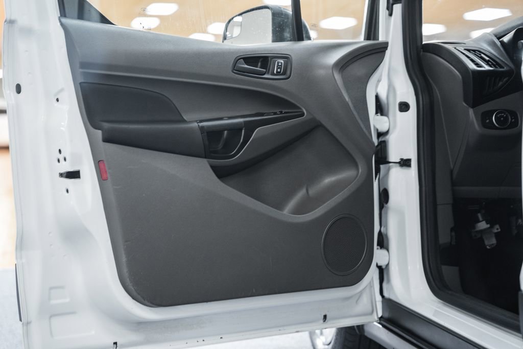 Used 2023 Ford Transit Connect XL image 35