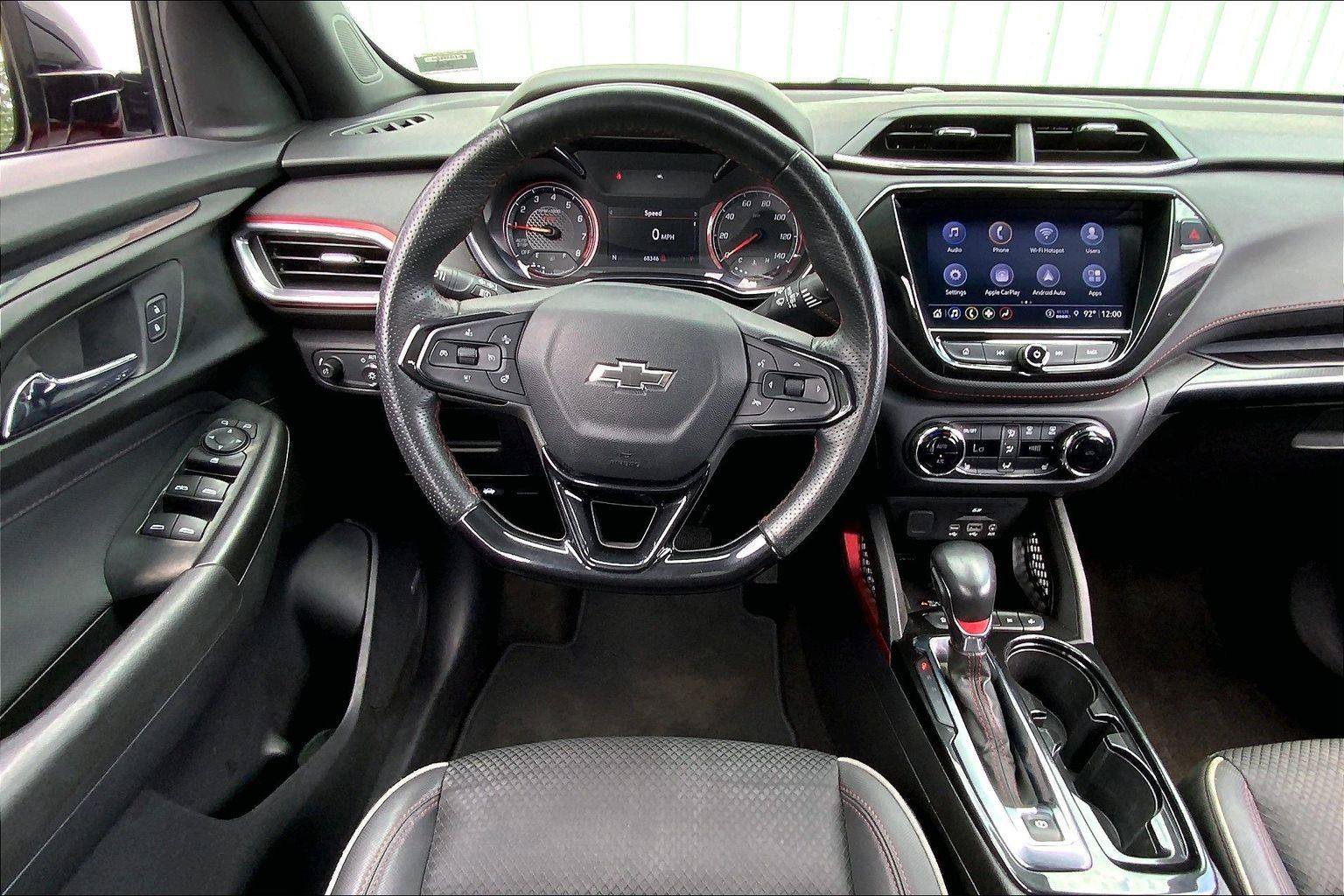 Used 2022 Chevrolet TrailBlazer RS w/ Technology Package FWD image 5