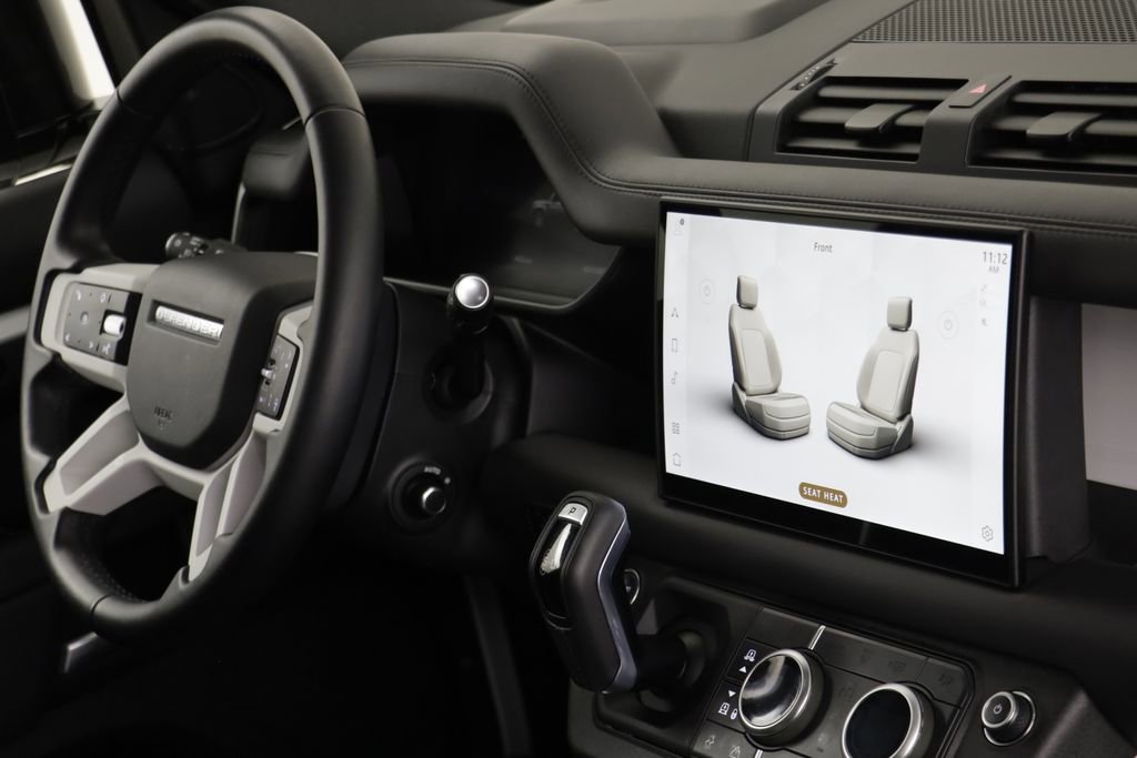 Used 2025 Land Rover Defender 110 S image 22