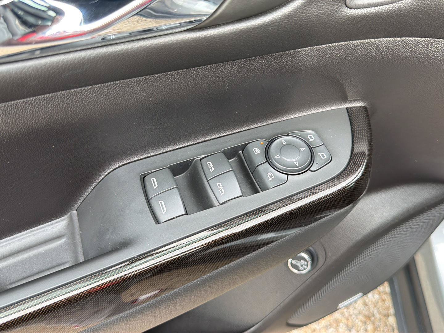 Used 2023 GMC Acadia AT4 w/ Technology Package AWD/4WD image 27