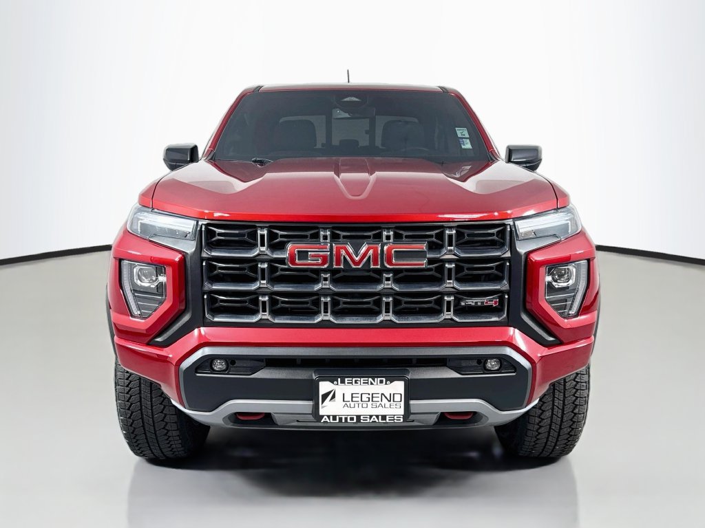 Used 2025 GMC Canyon AT4 w/ Nightfall Edition AWD/4WD image 3