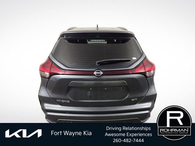 Used 2023 Nissan Kicks SR w/ SR Premium Package FWD image 9
