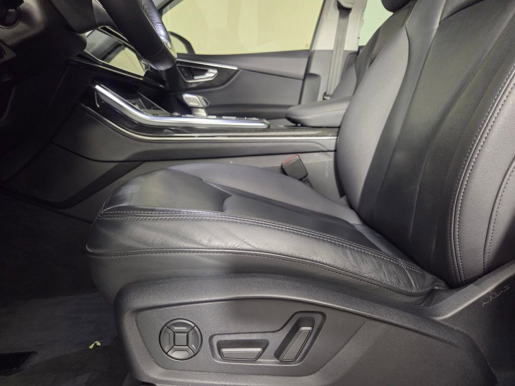 Used 2023 Audi Q7 3.0T Premium Plus image 13