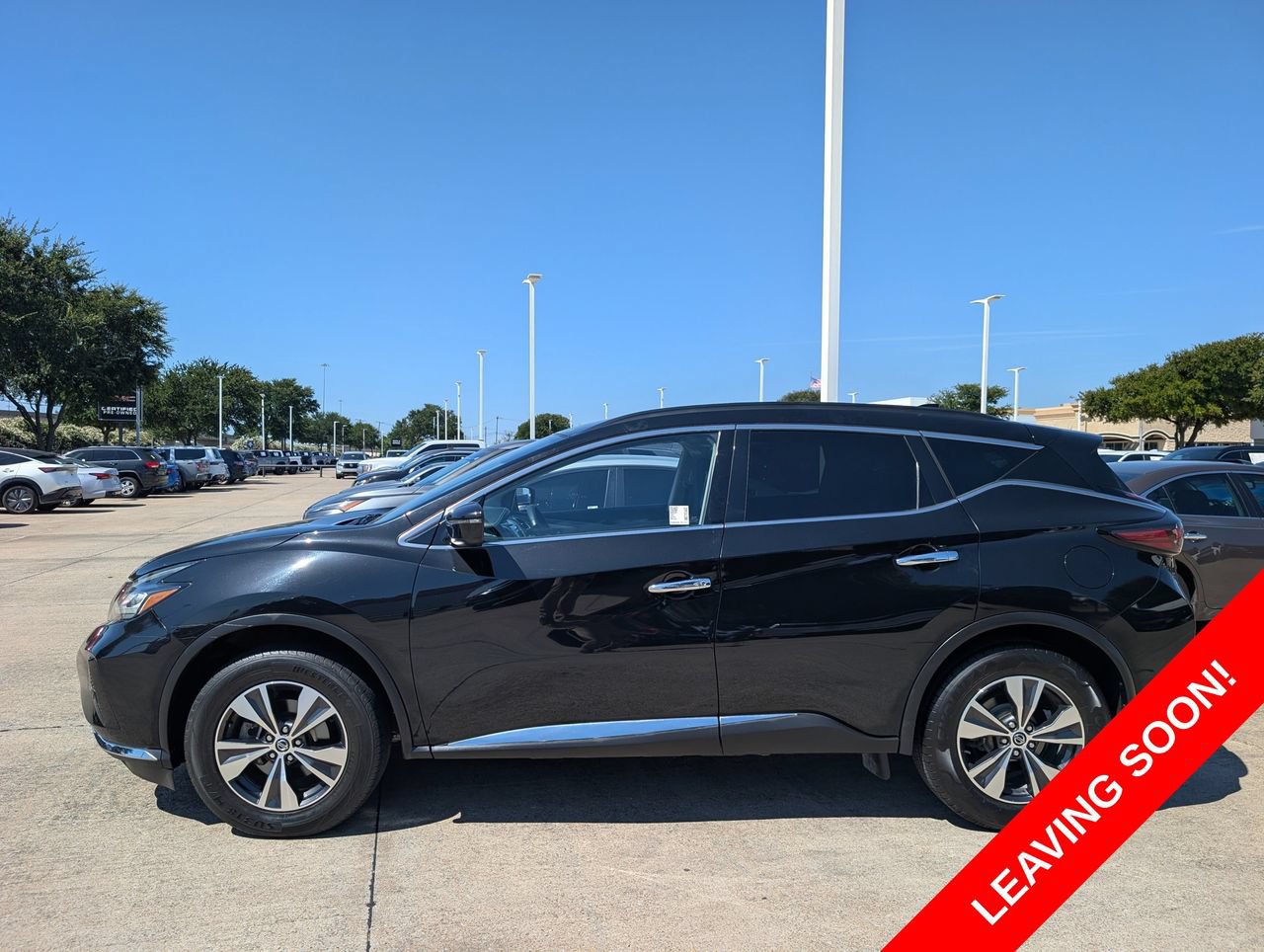 Used 2021 Nissan Murano SV AWD/4WD image 3