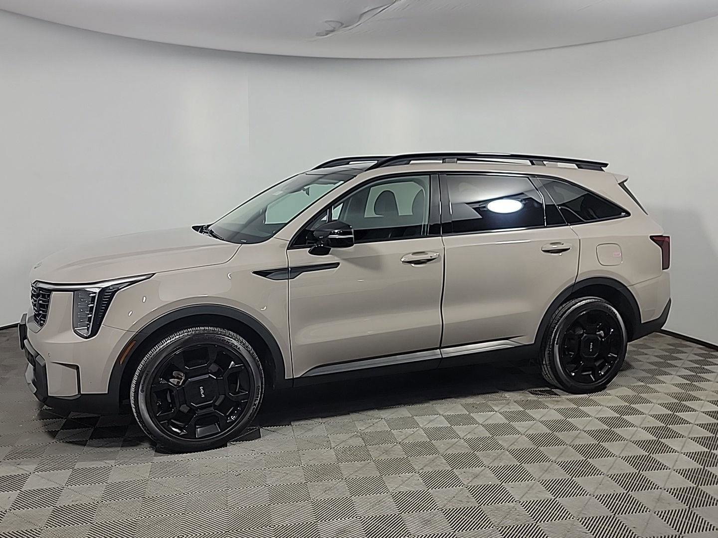 Used 2024 Kia Sorento X-Line EX image 11