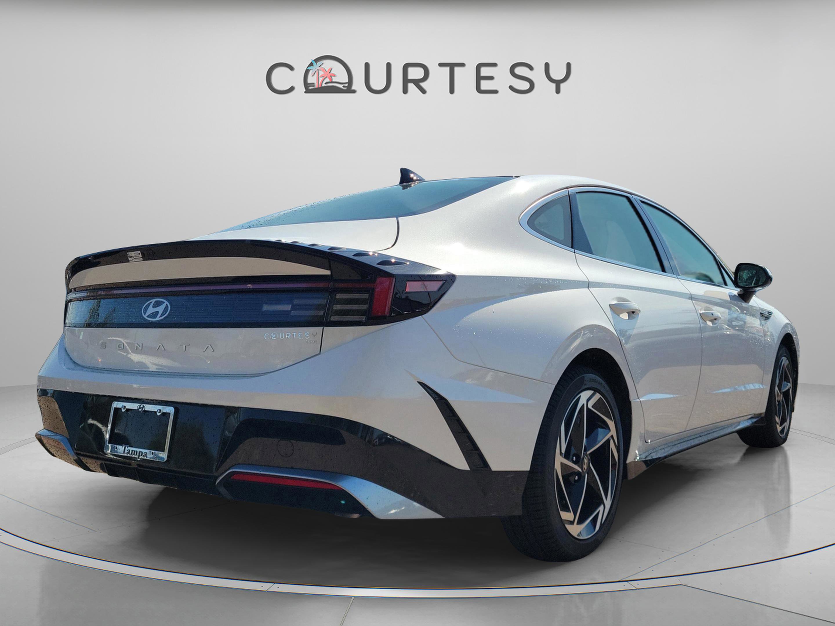 New 2026 Hyundai Sonata SEL image 4