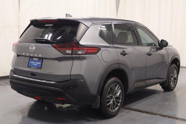 Used 2021 Nissan Rogue S image 9