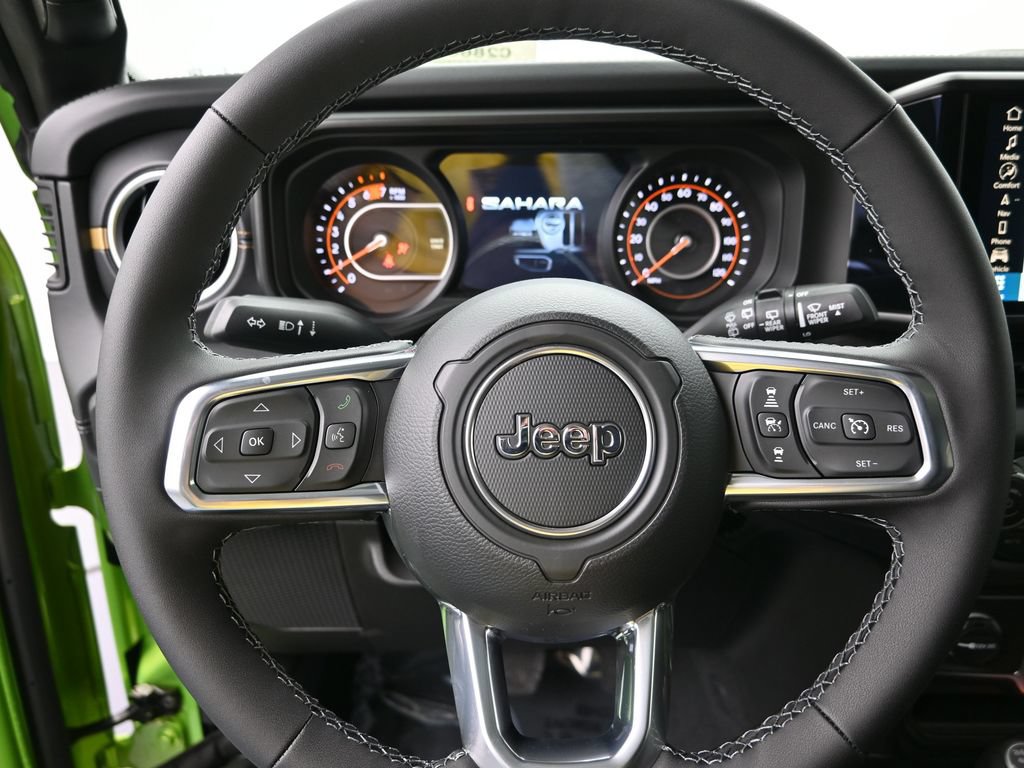 New 2026 Jeep Wrangler Unlimited Sahara AWD/4WD image 19