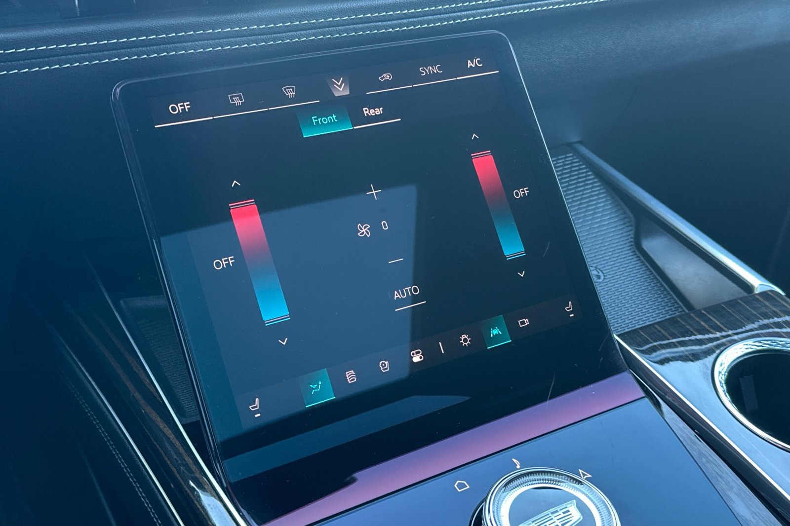 Used 2025 Cadillac Escalade Premium Luxury image 27