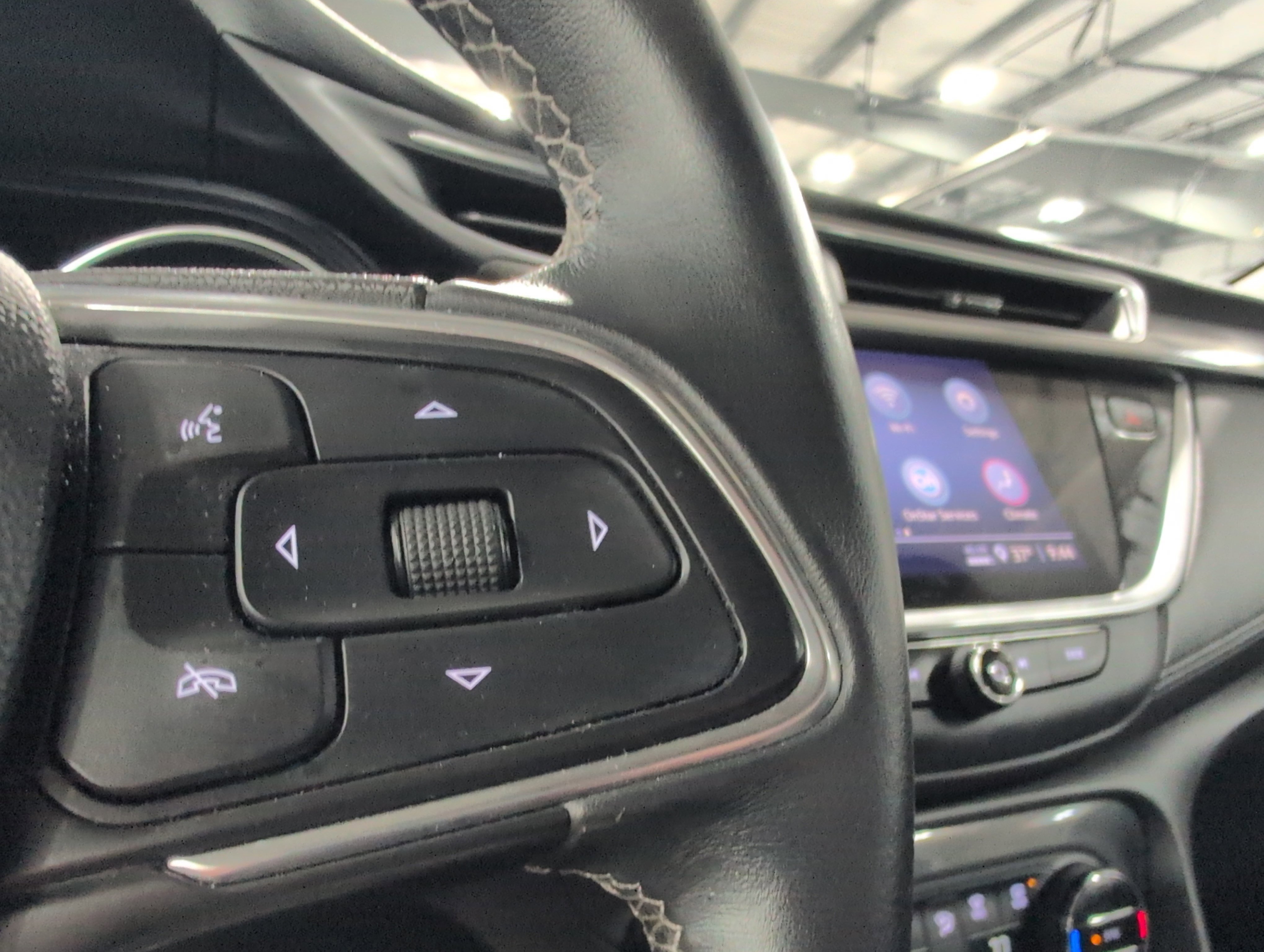 Used 2021 Buick Encore GX Select image 19