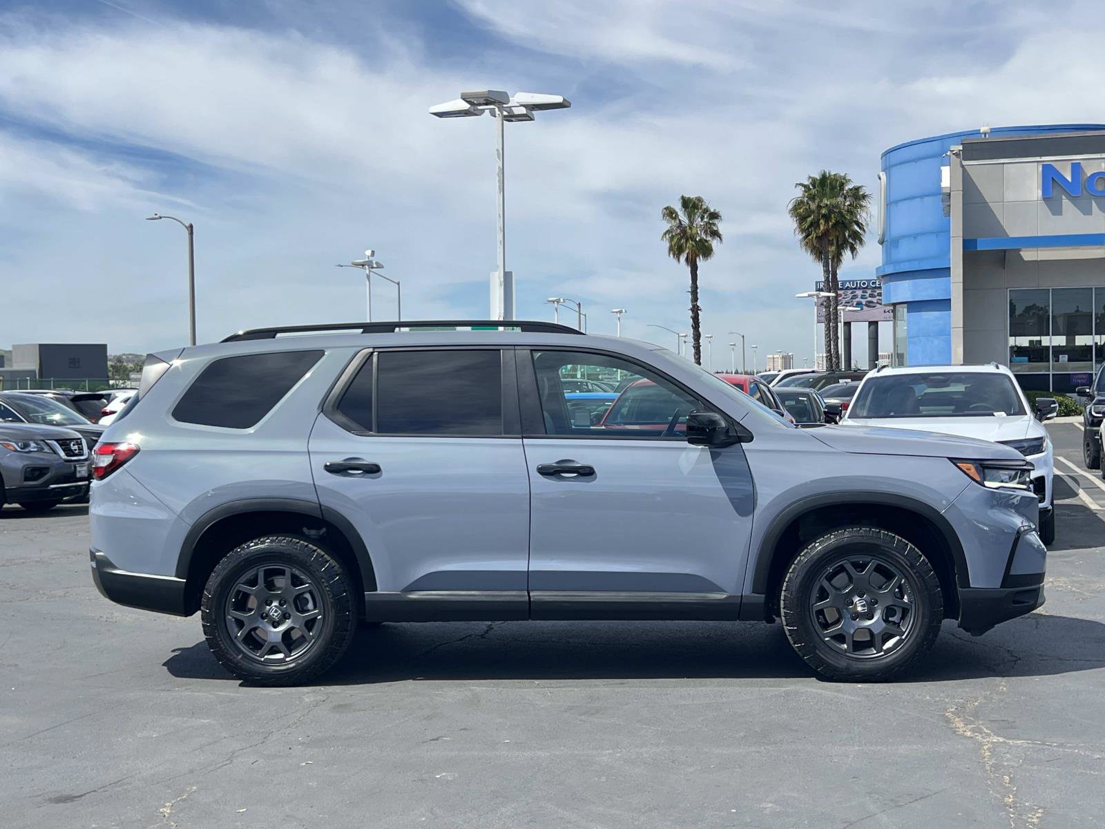 Used 2025 Honda Pilot TrailSport image 30