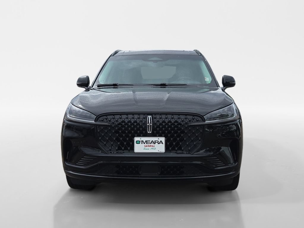 Used 2025 Lincoln Aviator AWD w/ Jet Appearance Package image 9