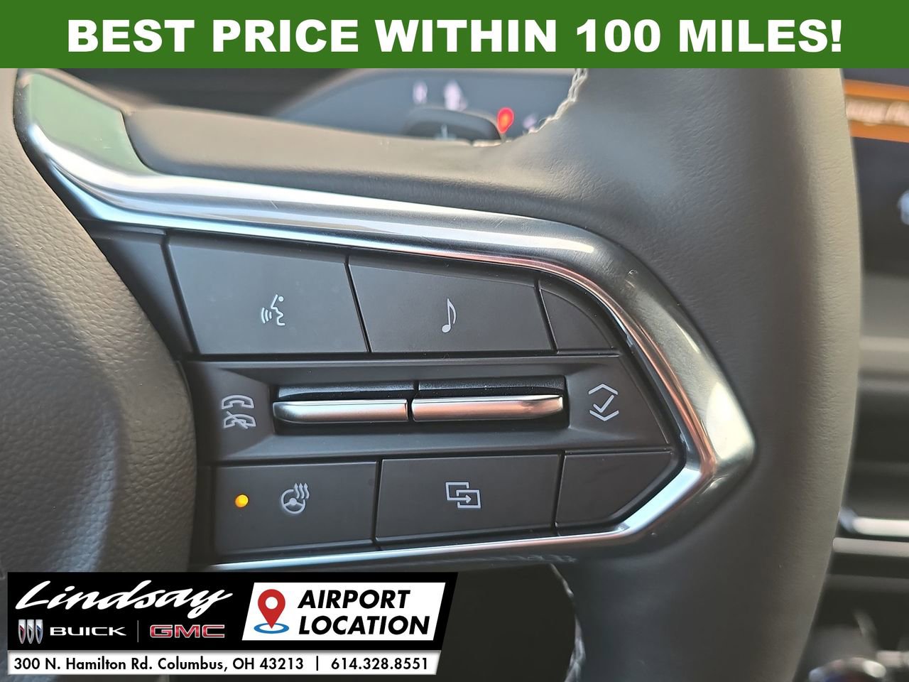 Used 2025 Chevrolet Traverse LT image 41