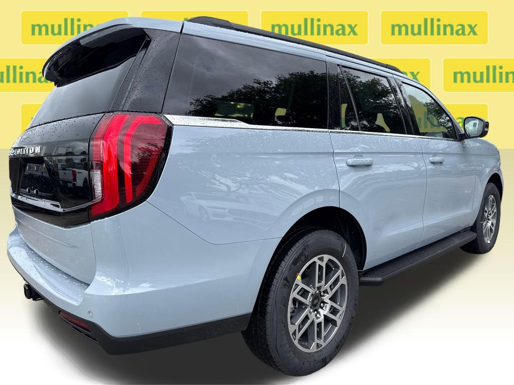 New 2026 Ford Expedition Active RWD image 15
