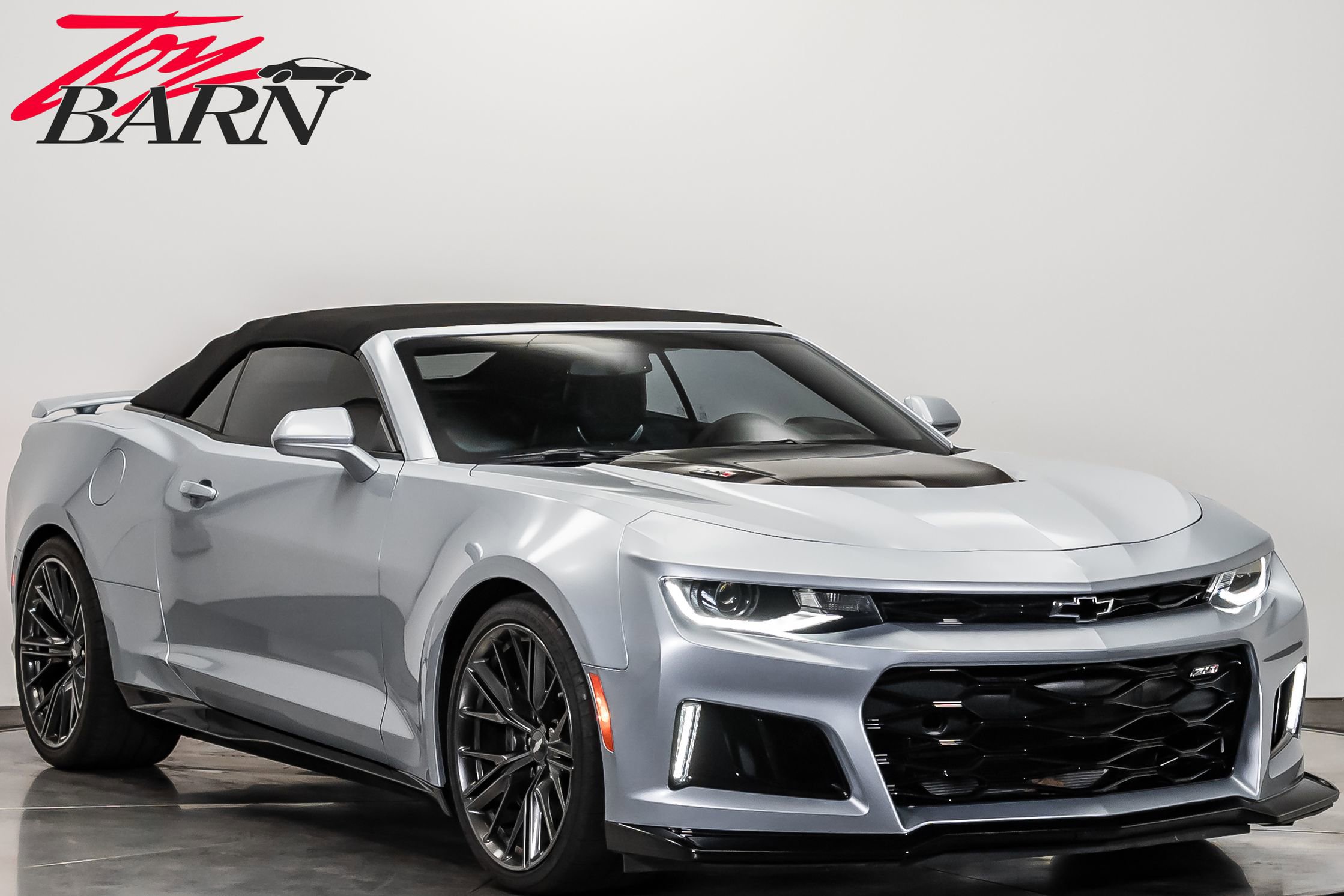 Used 2018 Chevrolet Camaro ZL1 image 15