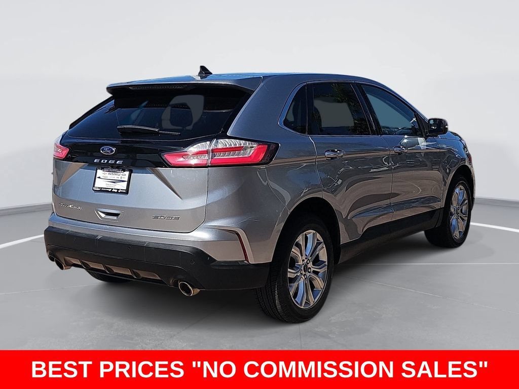 Used 2022 Ford Edge Titanium w/ Equipment Group 301A AWD/4WD image 3