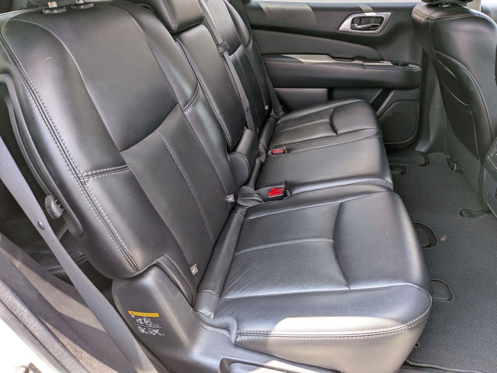 Used 2015 Nissan Pathfinder SL w/ SL Tech Package FWD image 48